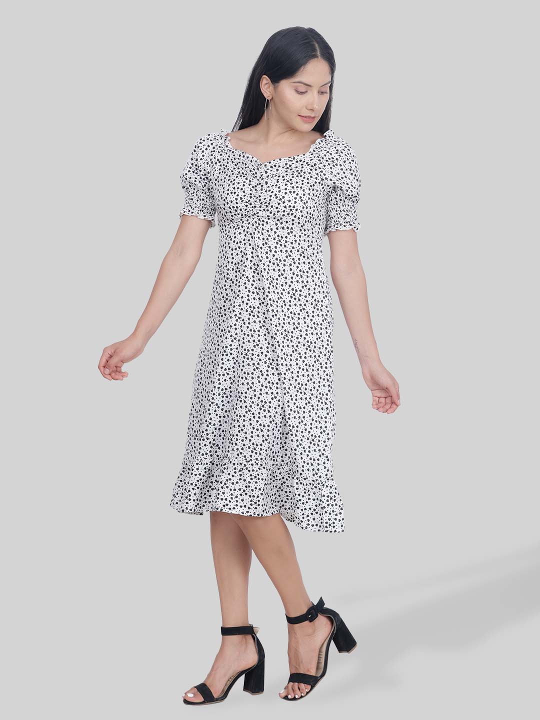 Hiza White & Black Crepe A-Line Dress